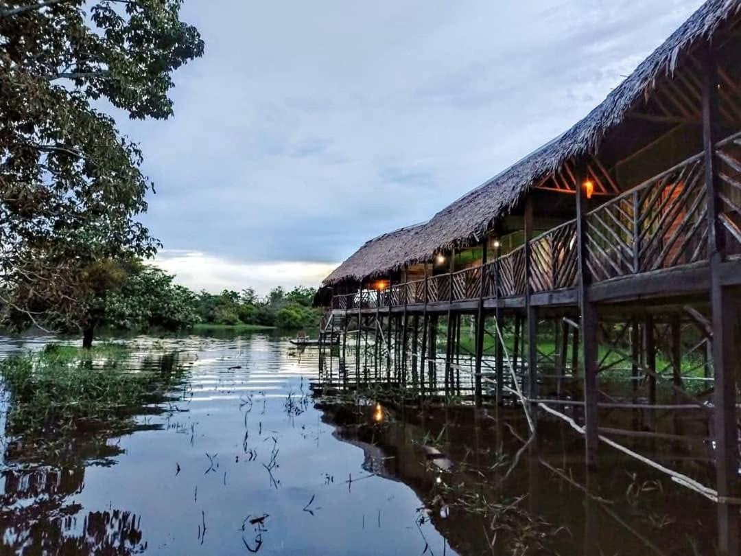 Casa Kukama Lodge Iquitos Exterior foto